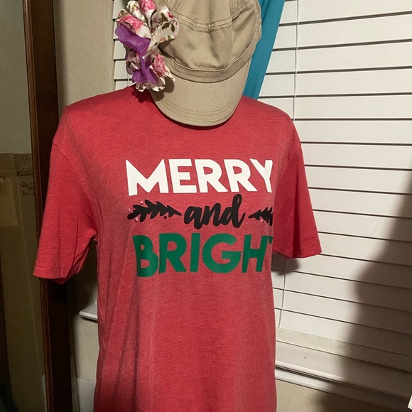 Christmas T-Shirt - Picture 2 of 3